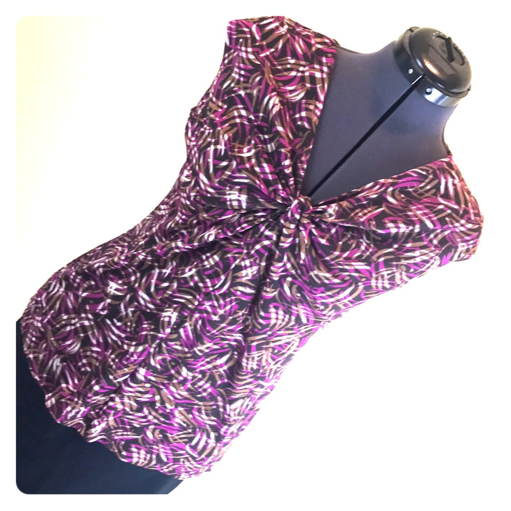 New York & Company Women’s Shirt. Size Medium